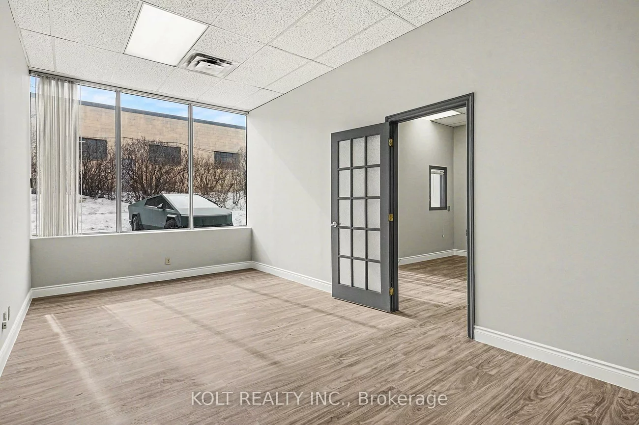 1040, Martin Grove, West Humber-Clairville, Toronto