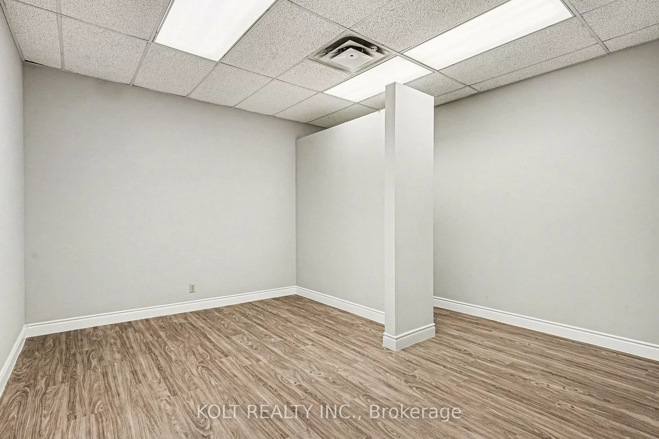1040, Martin Grove, West Humber-Clairville, Toronto