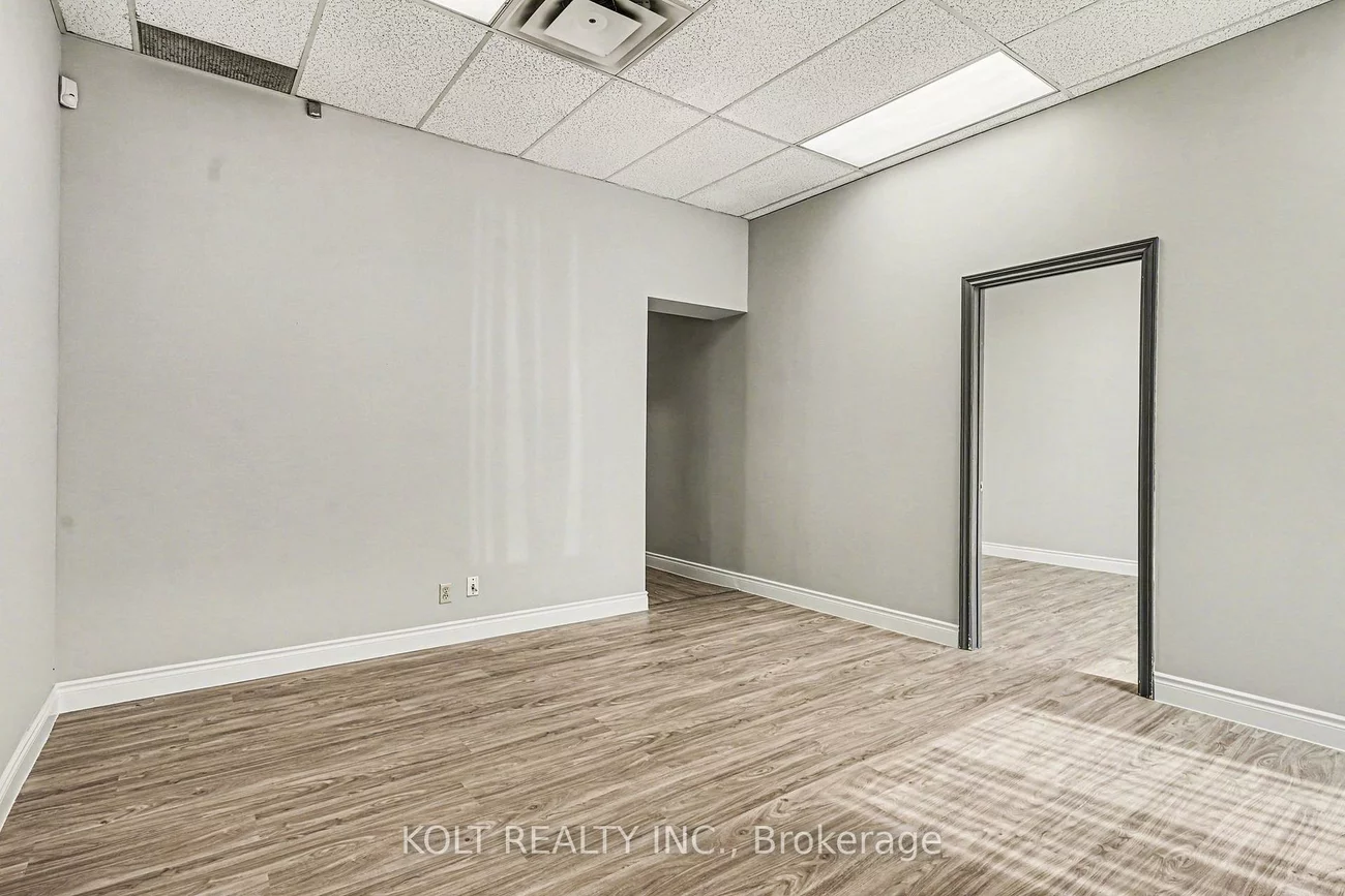 1040, Martin Grove, West Humber-Clairville, Toronto
