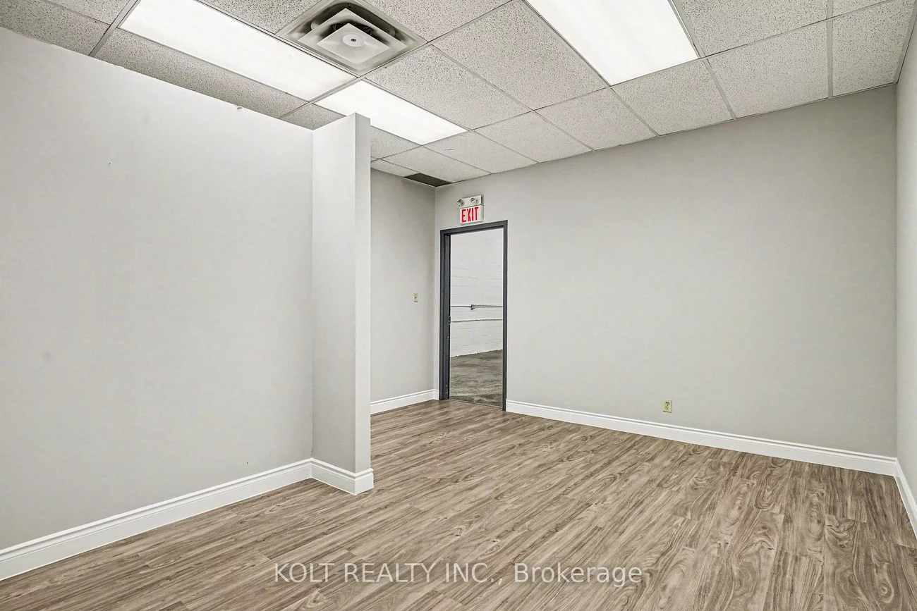 1040, Martin Grove, West Humber-Clairville, Toronto