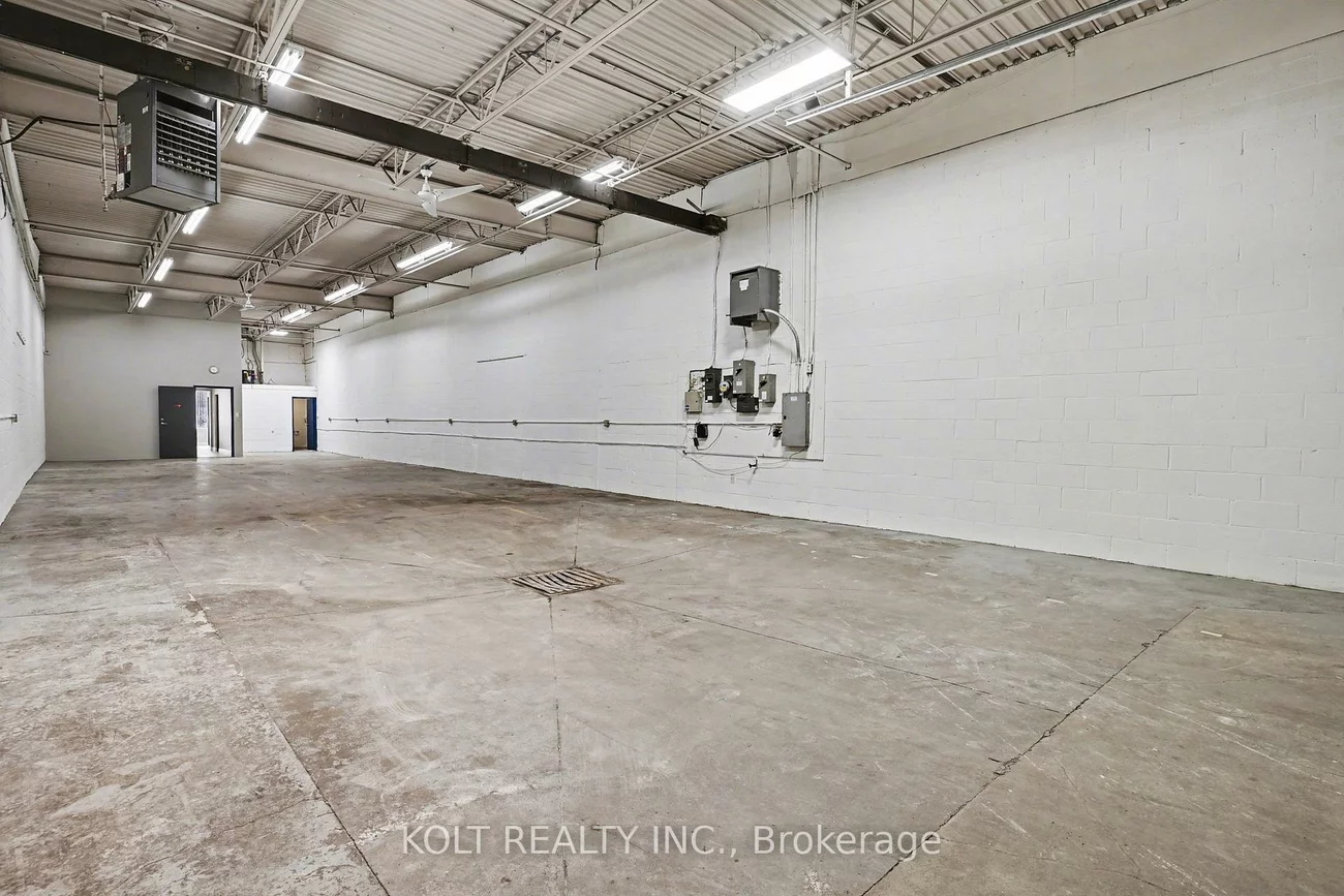 1040, Martin Grove, West Humber-Clairville, Toronto