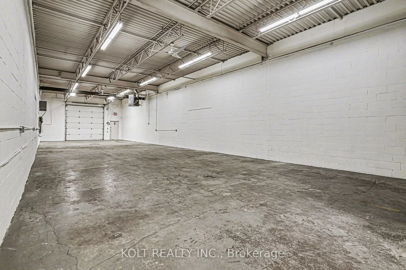 1040, Martin Grove, West Humber-Clairville, Toronto