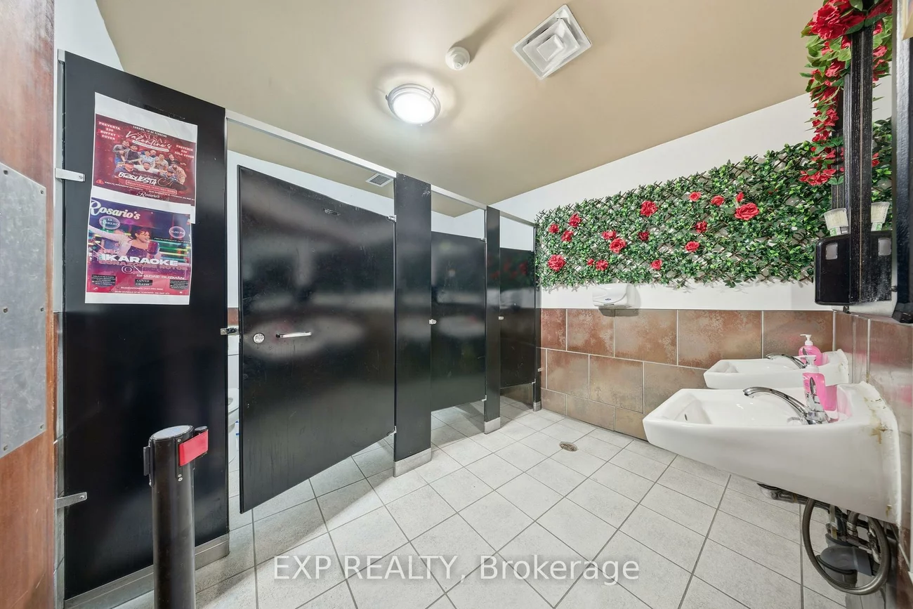 3030, Dundas, Junction Area, Toronto