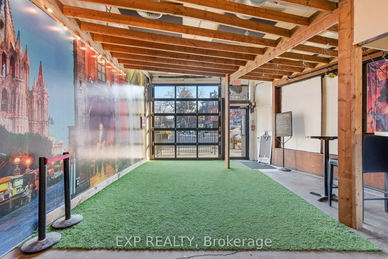 3030, Dundas, Junction Area, Toronto