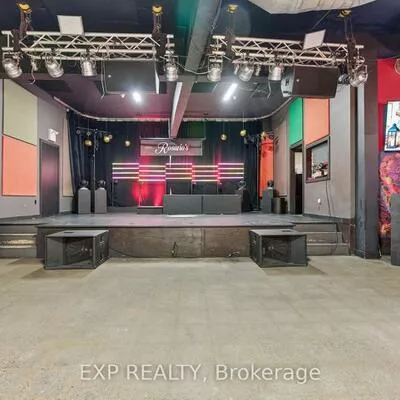 Commercial for sale, 3030, Dundas, Junction Area, Toronto