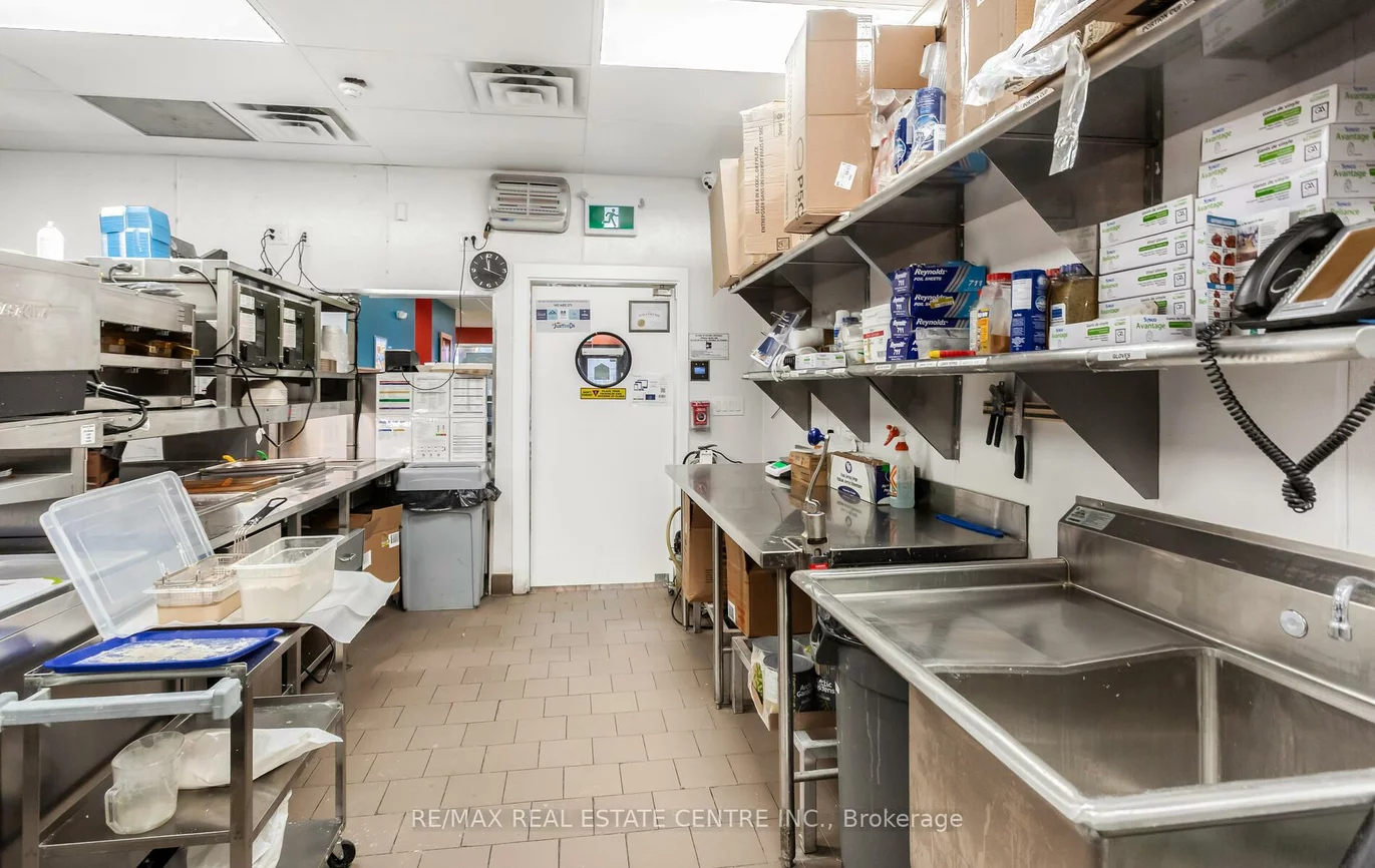 4722, Jane, Black Creek, Toronto