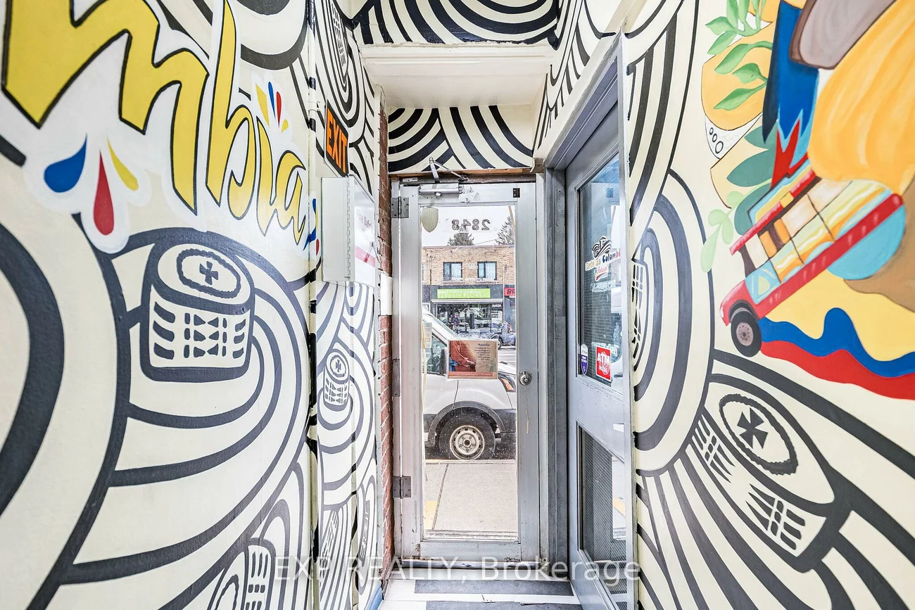 2848, Dufferin, Yorkdale-Glen Park, Toronto