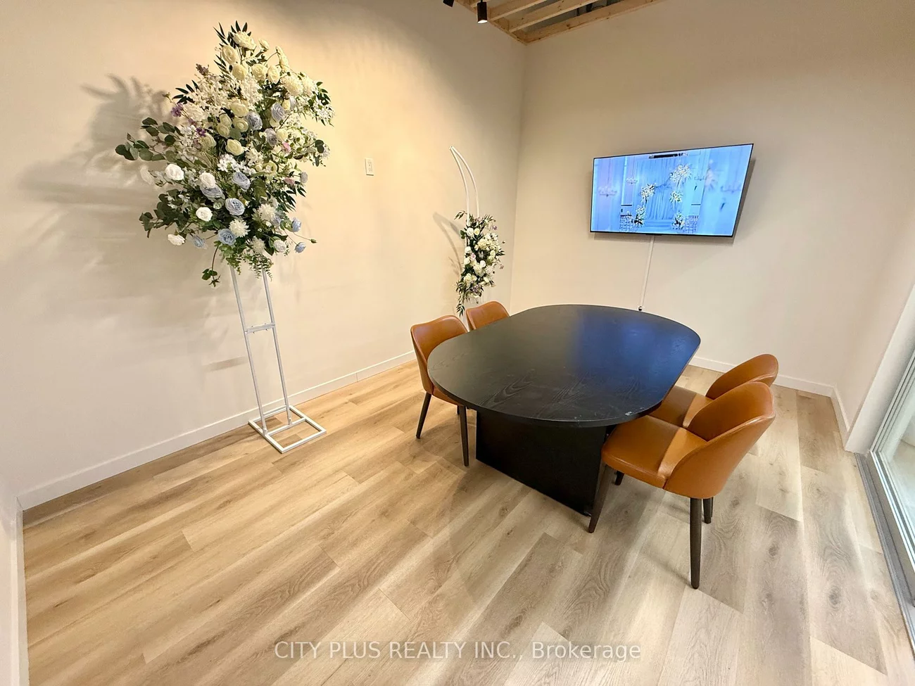 89, Bentworth, Yorkdale-Glen Park, Toronto