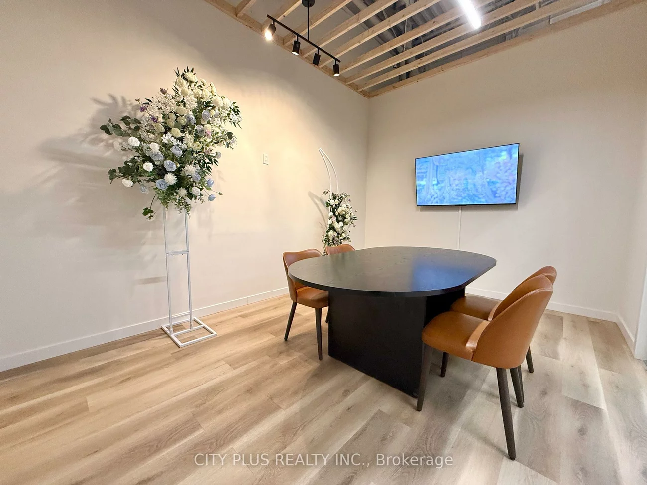 89, Bentworth, Yorkdale-Glen Park, Toronto