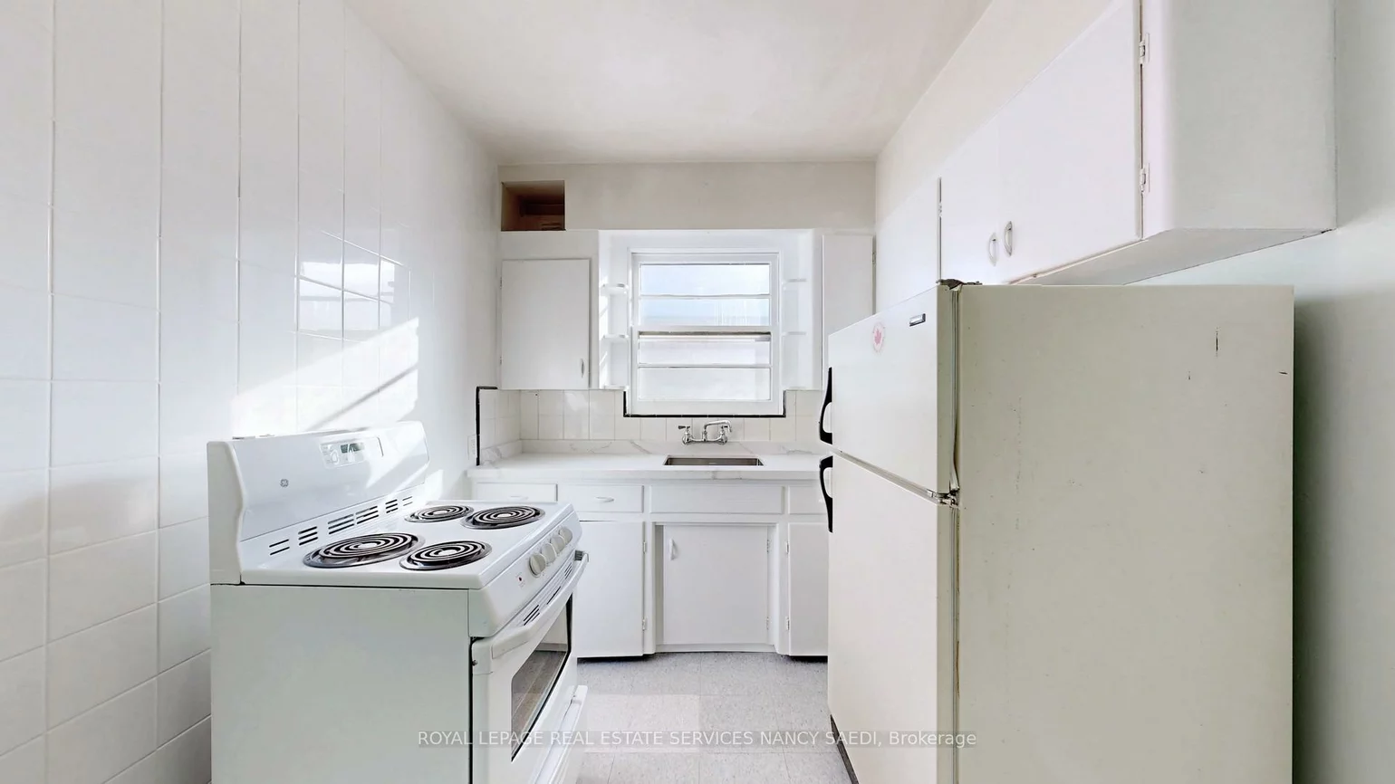 1264, Weston, Mount Dennis, Toronto