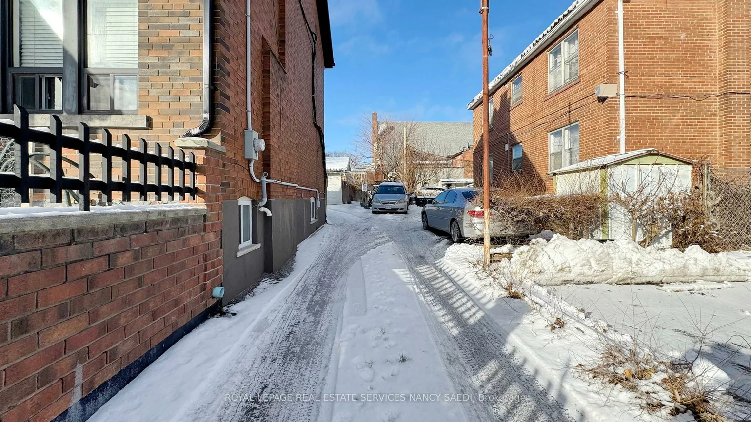 1264, Weston, Mount Dennis, Toronto