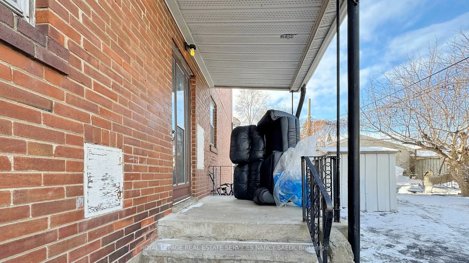 1264, Weston, Mount Dennis, Toronto