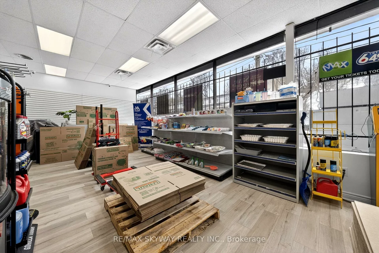 1463, Davenport, Dovercourt-Wallace Emerson-Junction, Toronto