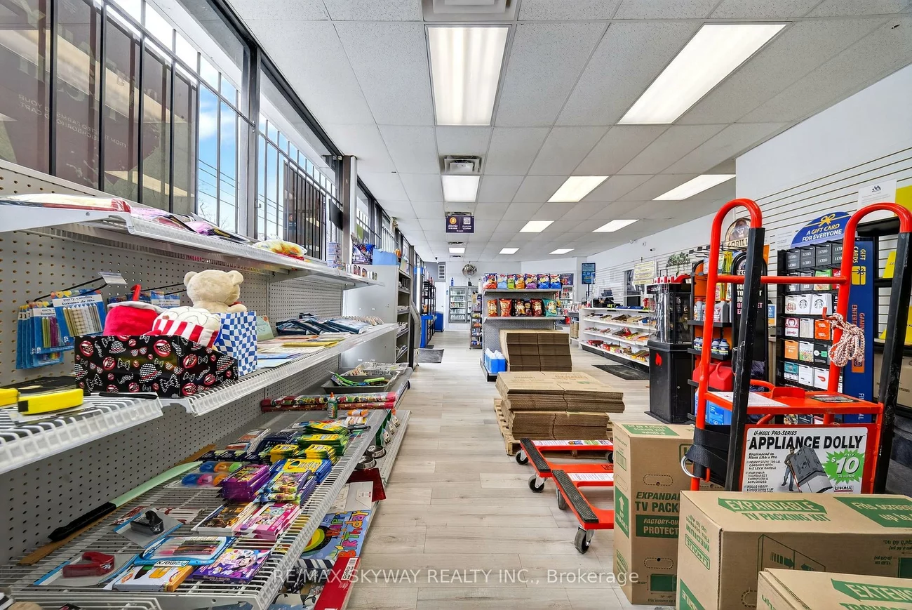 1463, Davenport, Dovercourt-Wallace Emerson-Junction, Toronto