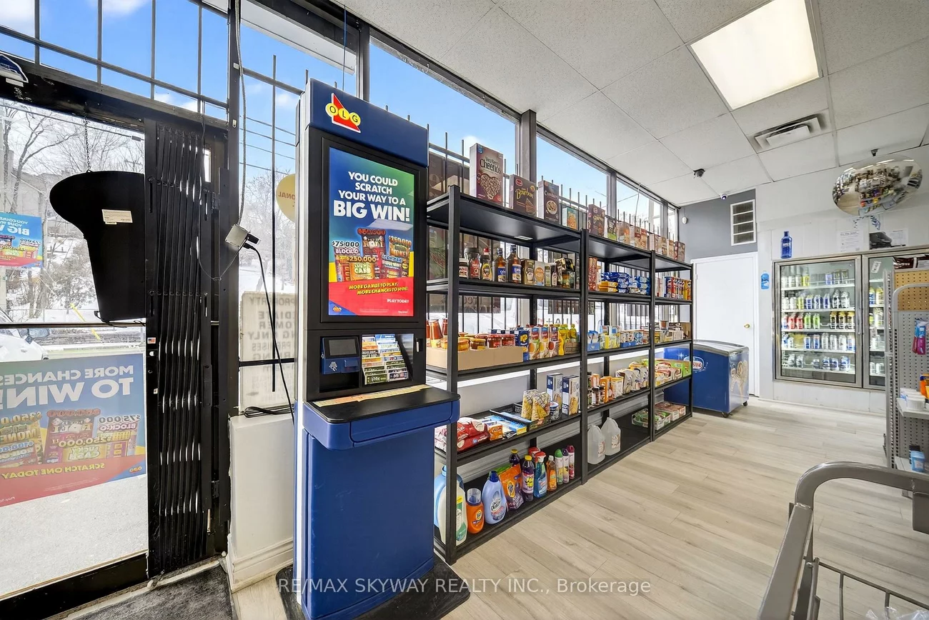 1463, Davenport, Dovercourt-Wallace Emerson-Junction, Toronto