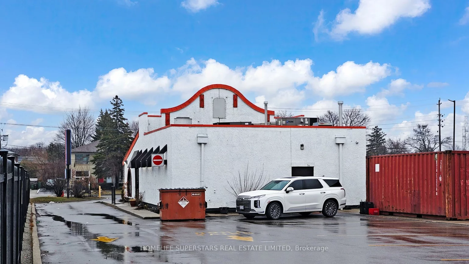 2068, KIPLING, West Humber-Clairville, Toronto