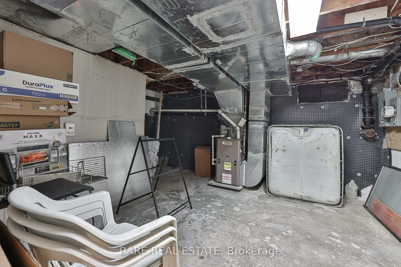 3588, Dufferin, Yorkdale-Glen Park, Toronto