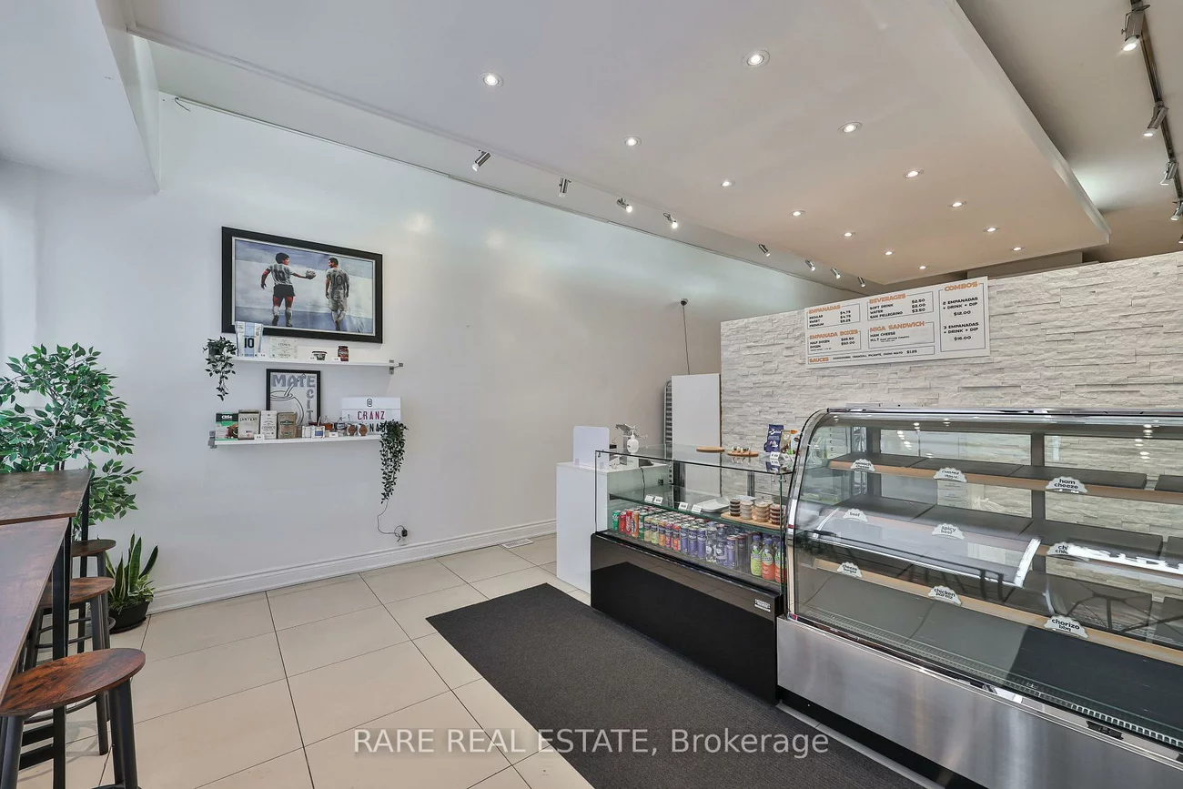 3588, Dufferin, Yorkdale-Glen Park, Toronto