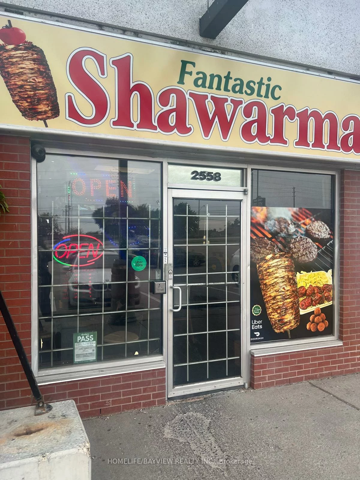 2558, Finch, Humber Summit, Toronto