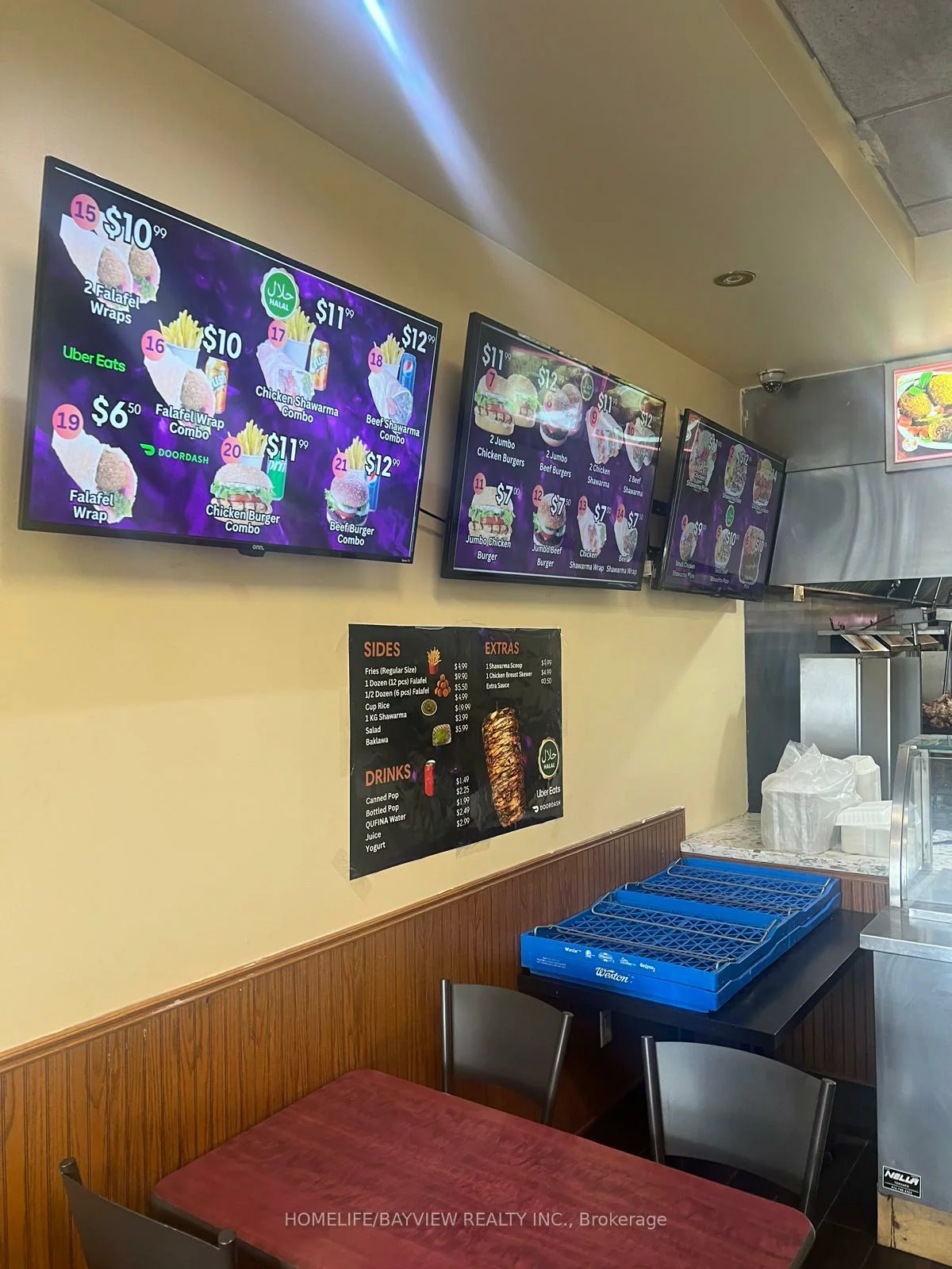 2558, Finch, Humber Summit, Toronto