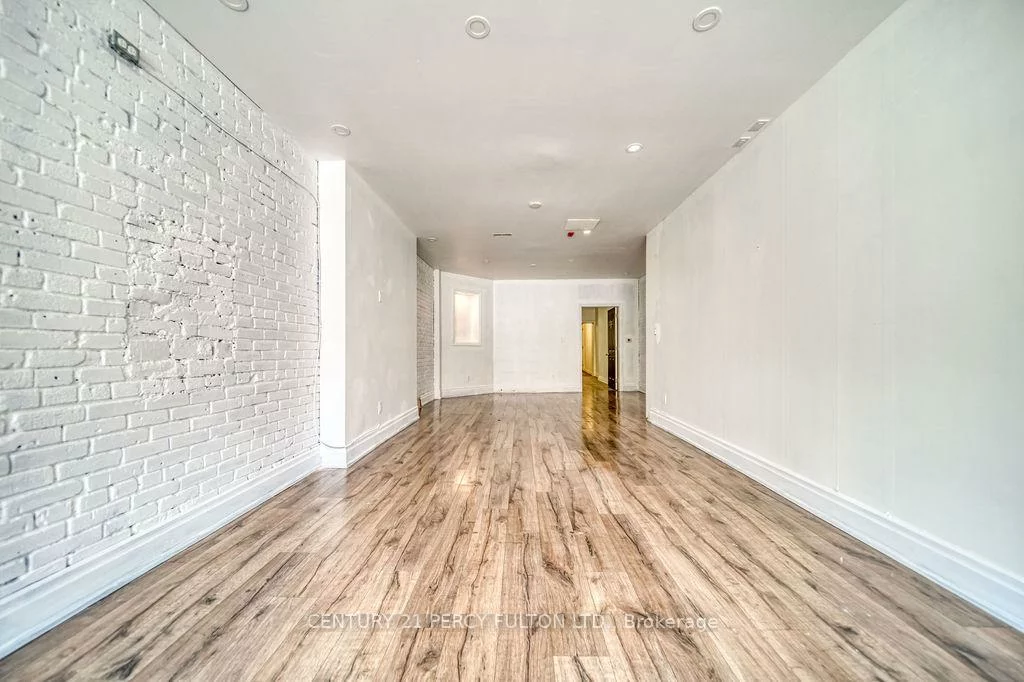 1606, Queen, South Parkdale, Toronto