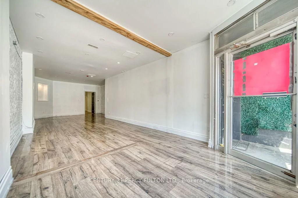 1606, Queen, South Parkdale, Toronto