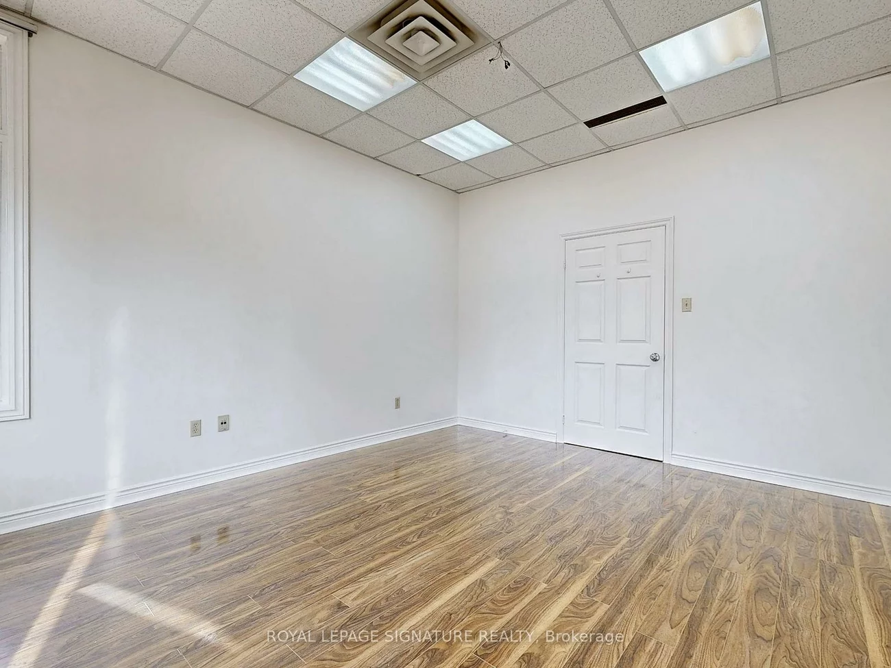 951, Wilson, Downsview-Roding-CFB, Toronto