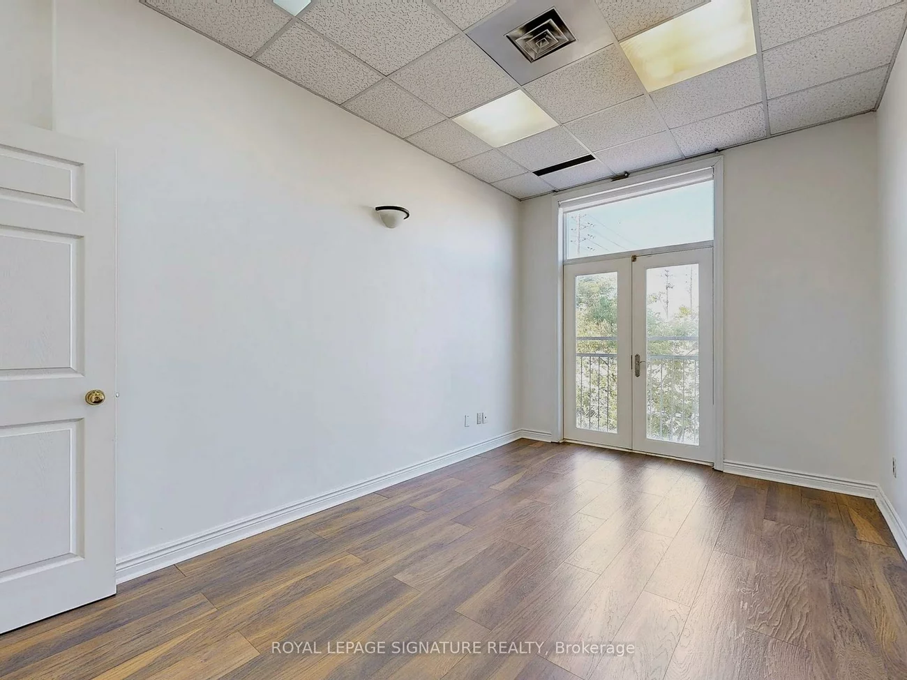 951, Wilson, Downsview-Roding-CFB, Toronto