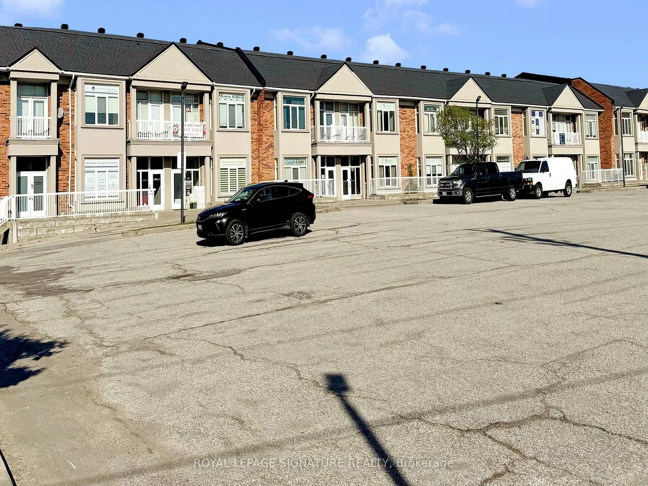 951, Wilson, Downsview-Roding-CFB, Toronto