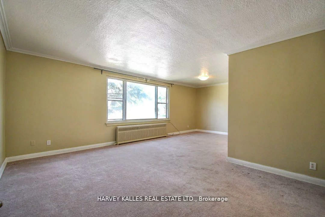 90, Trethewey, Beechborough-Greenbrook, Toronto