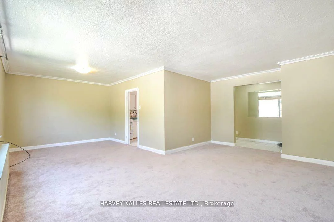 90, Trethewey, Beechborough-Greenbrook, Toronto