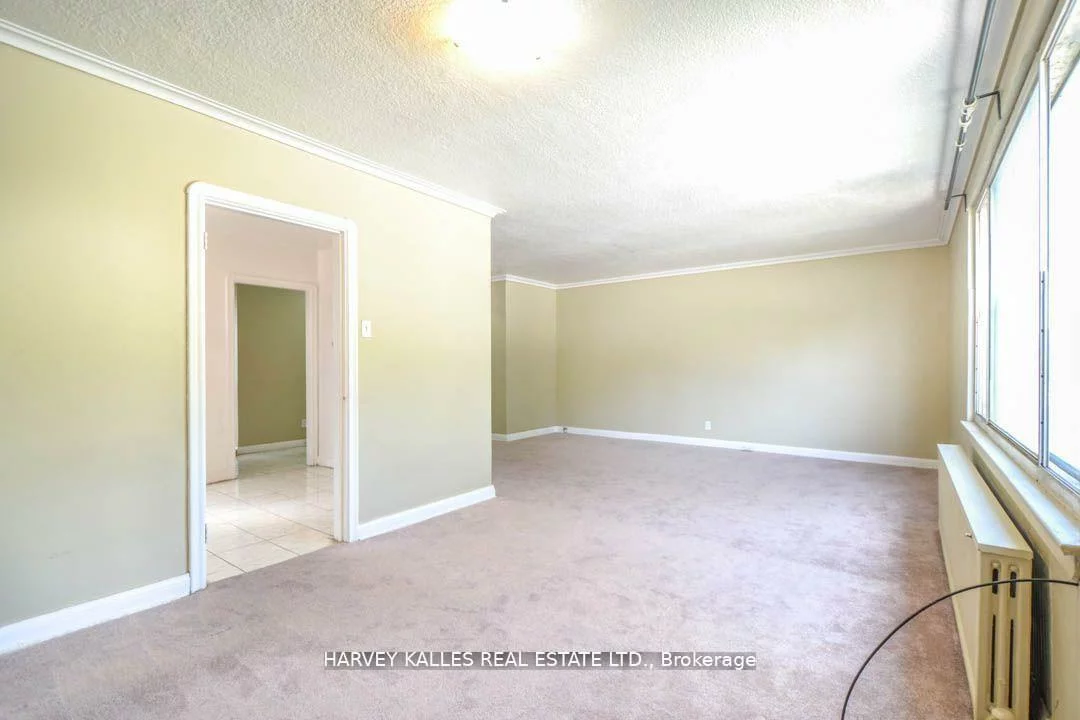 90, Trethewey, Beechborough-Greenbrook, Toronto