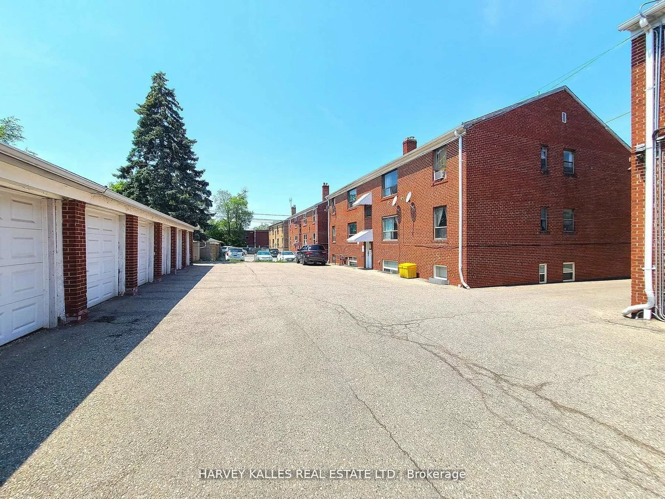 90, Trethewey, Beechborough-Greenbrook, Toronto