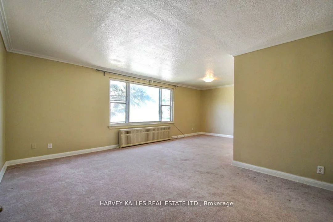 90, Trethewey, Beechborough-Greenbrook, Toronto