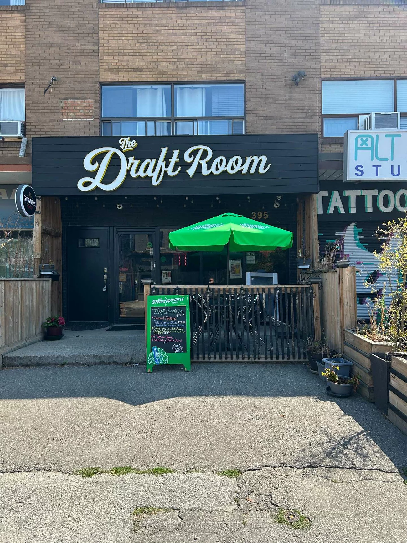 395, Keele, Junction Area, Toronto