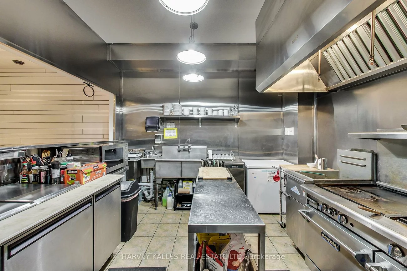 395, Keele, Junction Area, Toronto