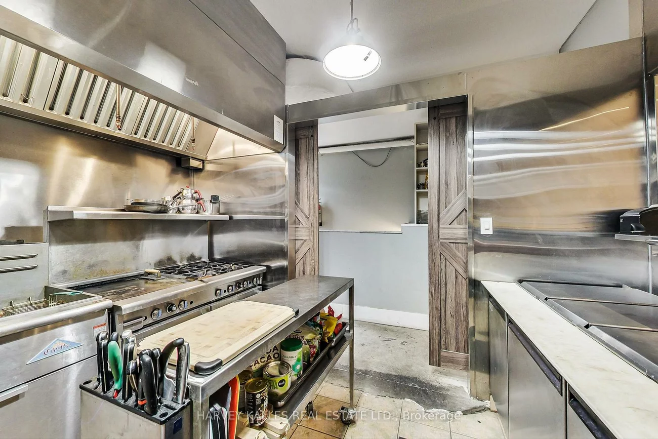 395, Keele, Junction Area, Toronto