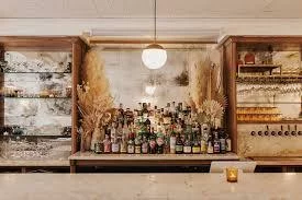 1564, Queen, Roncesvalles, Toronto