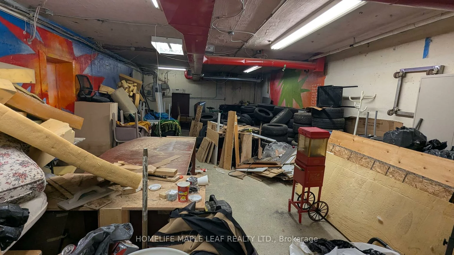 19, John, Weston, Toronto