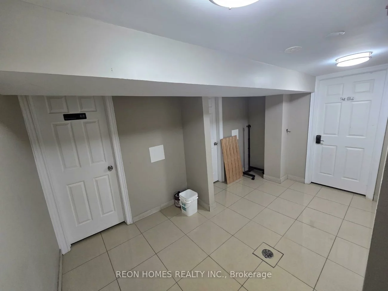 675, The Queensway, Stonegate-Queensway, Toronto