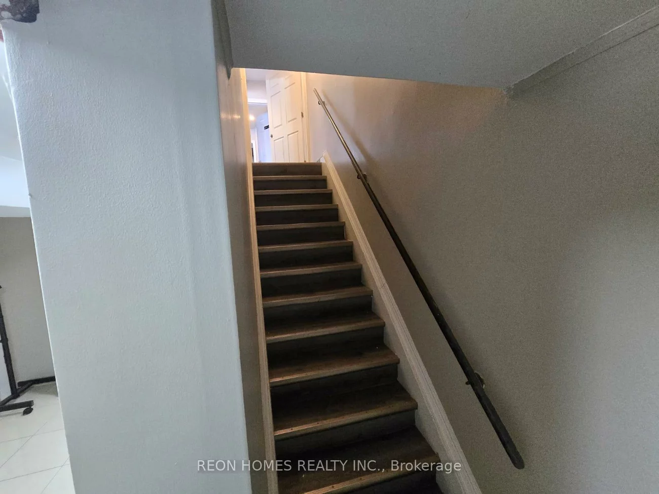 675, The Queensway, Stonegate-Queensway, Toronto