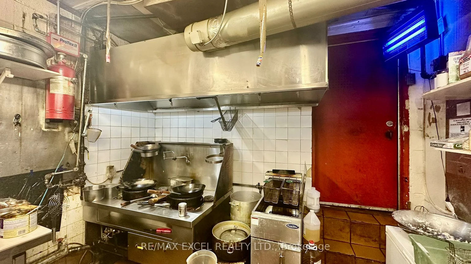 371, Roncesvalles, Roncesvalles, Toronto