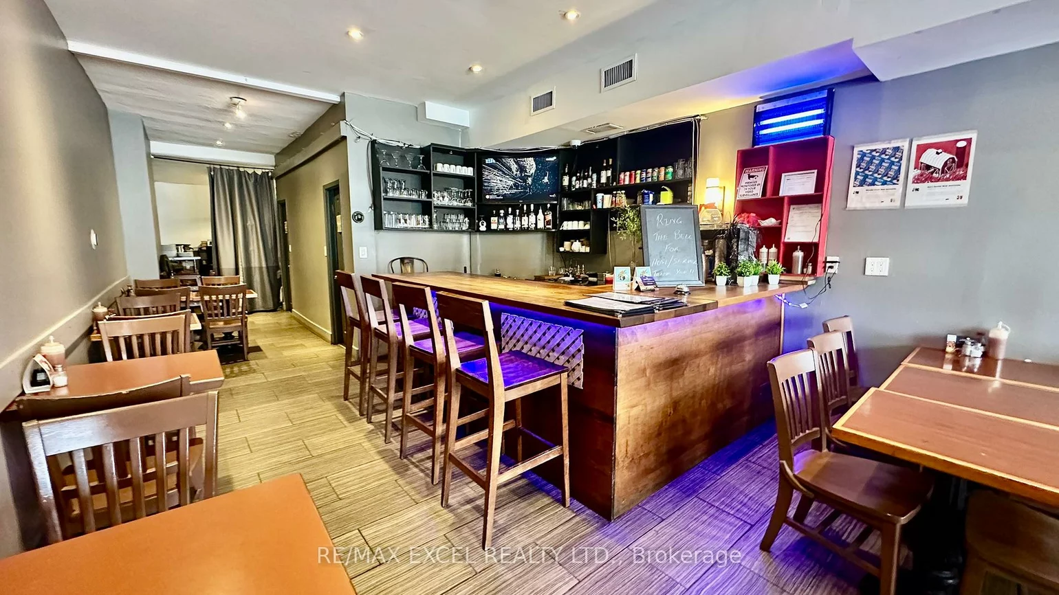 371, Roncesvalles, Roncesvalles, Toronto