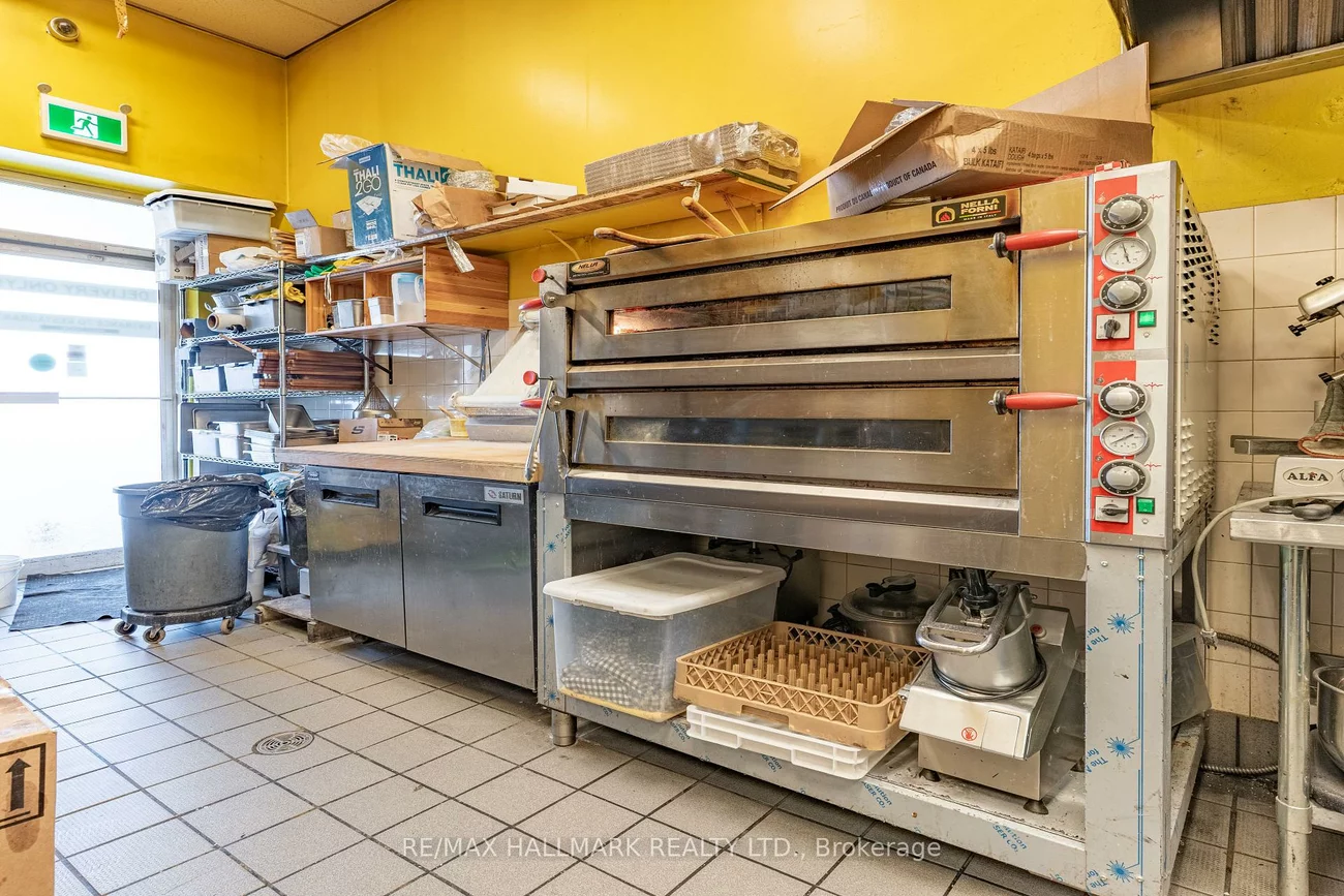 1027, Finch, York University Heights, Toronto