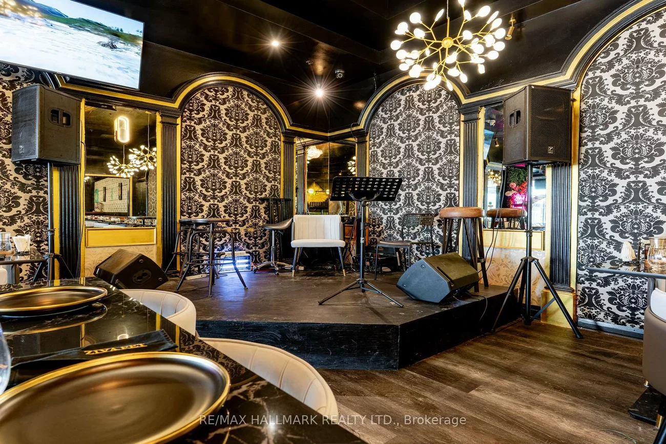 1027, Finch, York University Heights, Toronto