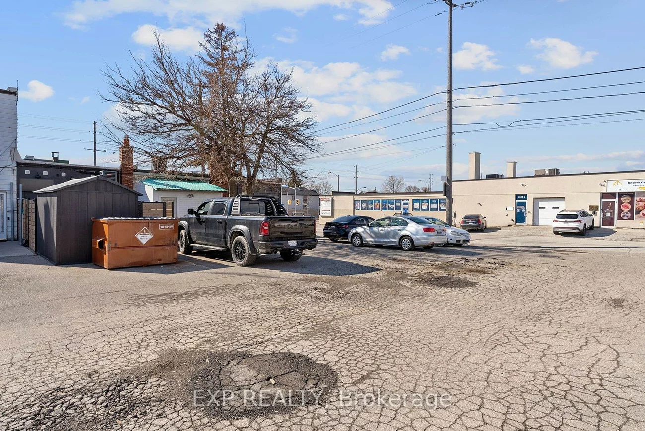 514A, Evans, Alderwood, Toronto
