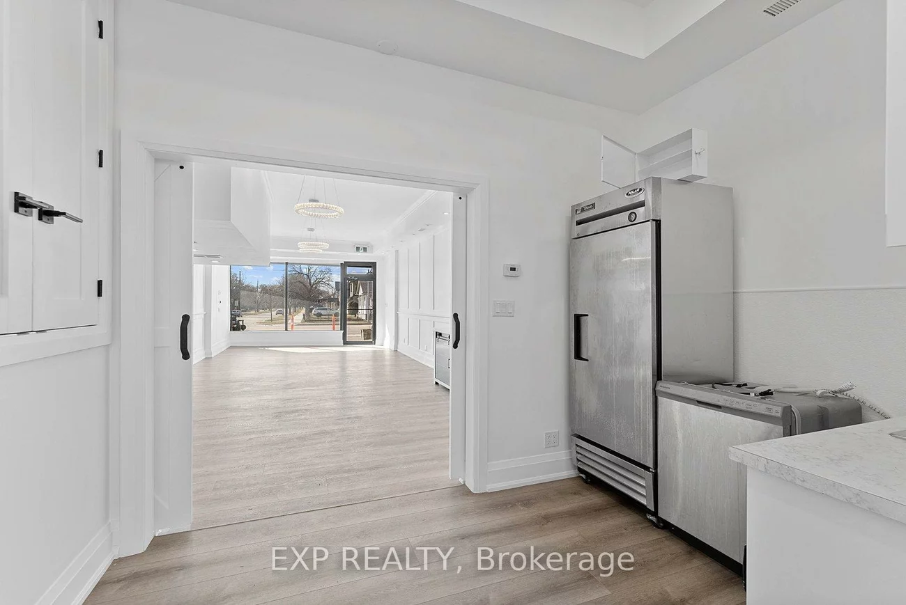 514A, Evans, Alderwood, Toronto