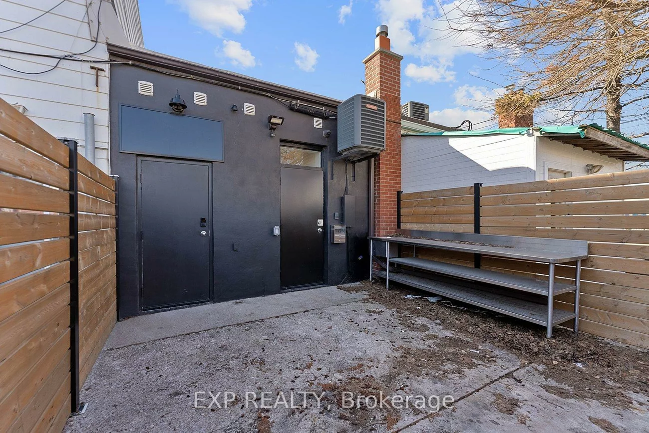 514A, Evans, Alderwood, Toronto