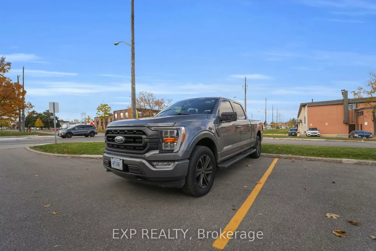 45, Brisbane, York University Heights, Toronto