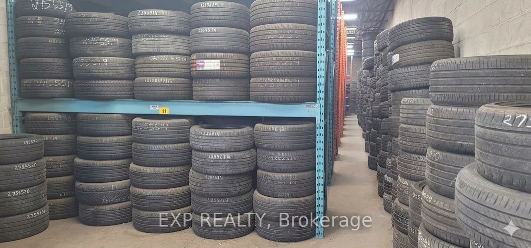 45, Brisbane, York University Heights, Toronto